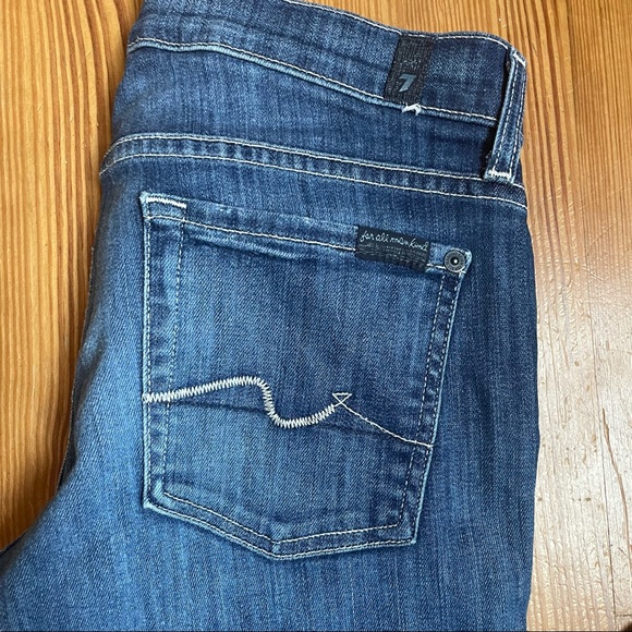 7 for all Mankind Crop Flair medium wash jean SIZE 27 - Picture 6 of 6